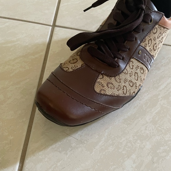 Men’s Guess Size 10 M Brown Multi Leather Monogram Sneakers - Picture 8 of 16